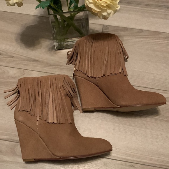 SOLD - Picture 4 of 4